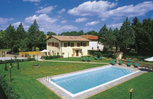  Borgo San Lorenzo Villa Sleeps 12 Pool Air Con WiFi, Pension in Borgo San Lorenzo