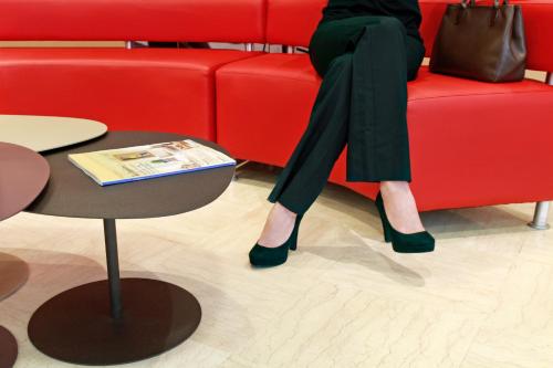 Ibis Barcelona Santa Coloma - image 2