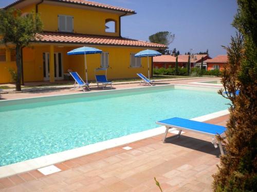  Puntone Apartment Sleeps 4 Pool Air Con WiFi, Pension in Puntone di Scarlino