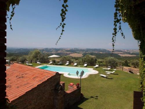  Armaiolo Villa Sleeps 16 Pool Air Con WiFi, Pension in Palazzuolo