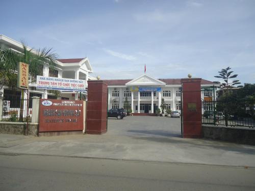 Huerailwayhotel
