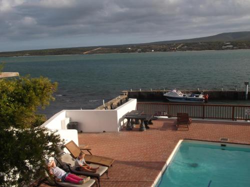 Luxury Breede River View at Witsand- 300B Self-Catering Apartment