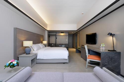 room detail thumbnail 1