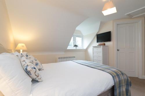 Whitethorn Bed and Breakfast - image 12