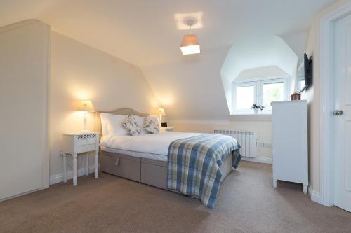 Whitethorn Bed and Breakfast - image 4