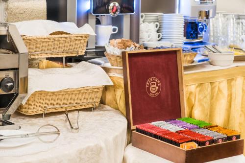 Charles Bridge Palace - image 4