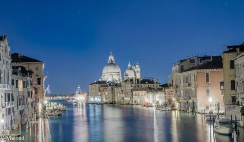 Luxury Venetian Rooms - image 3