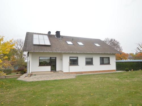 Spacious apartment near the forest in Emmelbaum in the Eifel