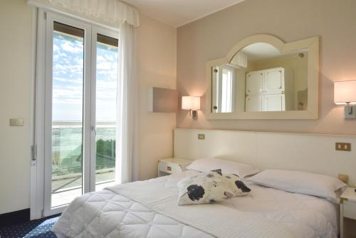 Camera doppia o twin, classic, vista sul mare, balcone