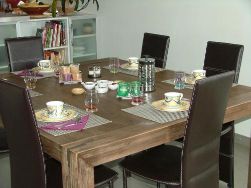 Food and beverages, Les Enselmes in Other