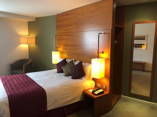 Ramada Plaza Wrexham - image 3