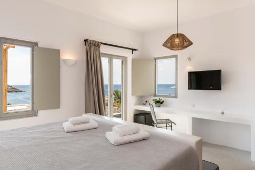 Trinity Mykonos - Beachfront Villa - image 4