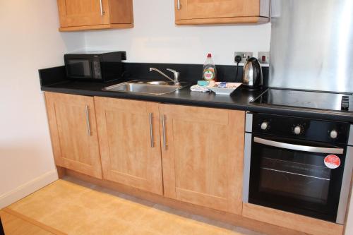 Empire Serviced Apartments - image 14