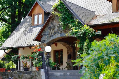 Pension Restaurant Bobrovník - image 8