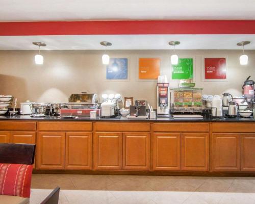 Comfort Inn at Royal Blue in Pioneer, USA