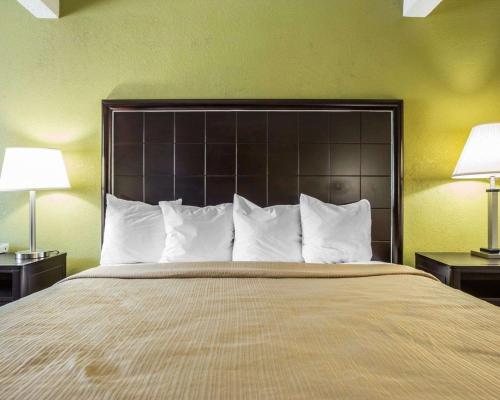 Quality Inn Greenwood Hwy 25 - image 9