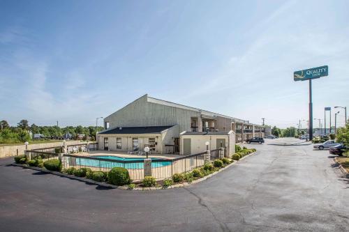 Quality Inn Gaffney I-85 - Accommodation - Gaffney