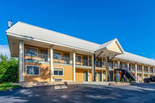 Econo Lodge East Ridge - Accommodation - Chattanooga