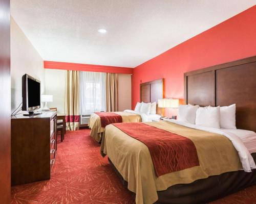 Econo Lodge Inn & Suites East Houston I-10