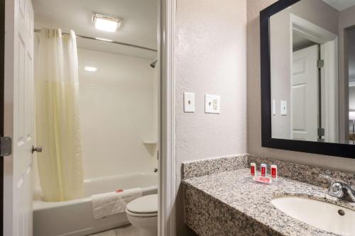 Econo Lodge East Ridge - Chattanooga - image 6
