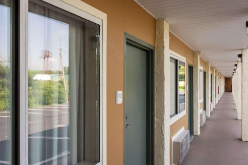 Econo Lodge East Ridge - Accommodation - Chattanooga