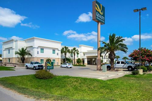 Quality Inn & Suites in Robstown, USA