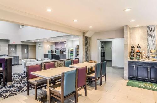 Quality Inn Suites Westminster In Co