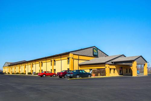 . Quality Inn & Suites Greensburg I-74