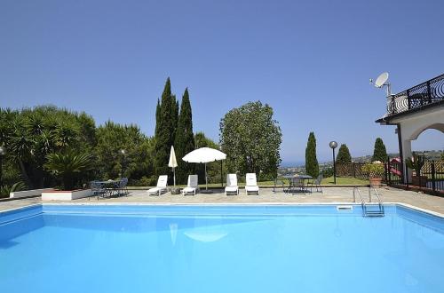 Agropoli Villa Sleeps 6 Pool Air Con WiFi