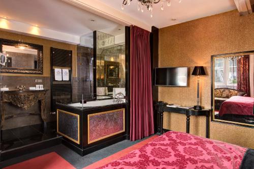 1 queen bed