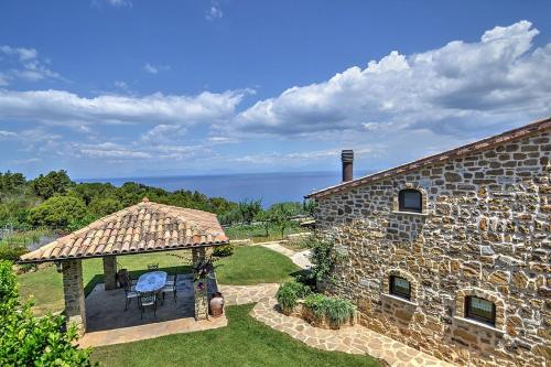 San Marco Evangelista Villa Sleeps 3 WiFi