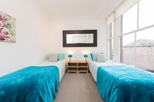 Large City Centre Apartment - Perth