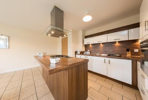 The Broch, 1st Floor, Luxurious City Centre Apartment - Perth