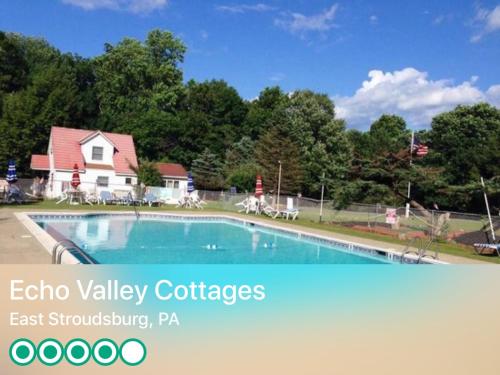 สระว่ายน้ำ, Echo Valley Cottages in อีส สตรวด์สบูร์ก (PA)