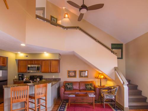 Spacious 2 Bed Condo at Crystal Mountain Resort in Thompsonville, USA