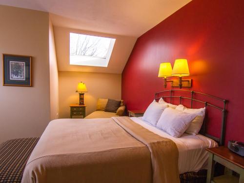 Spacious 2 Bed Condo at Crystal Mountain Resort - image 7