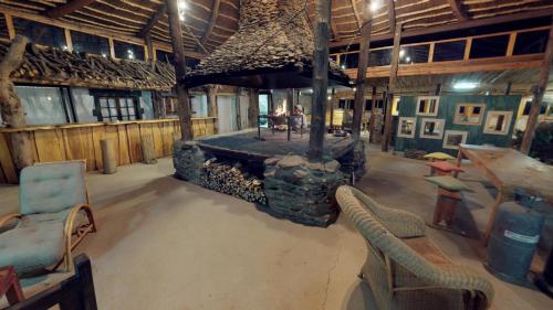 Swartberg Pass Cottages - Kobus Se Gat - Beaufort West