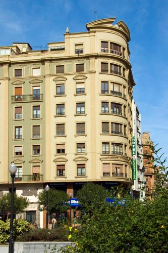 Hotel Castilla, Gijón bei Quintueles