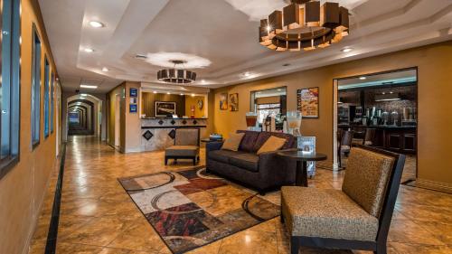 Best Western J. C. Inn - image 10