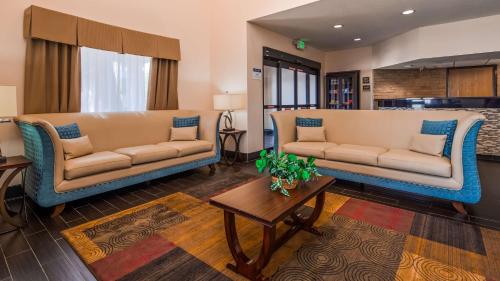 Fuajee, Best Western Plus Wendover Inn in Wendover (UT)