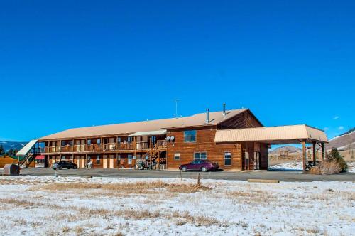 Econo Lodge Eagle Nest