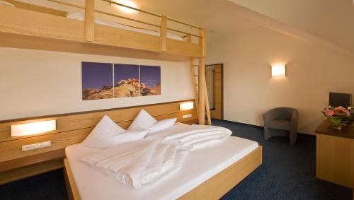 Hotel Lukas - image 2