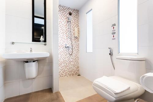 Superior Twin Room image 1