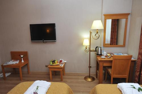 Usta Park Hotel - image 7