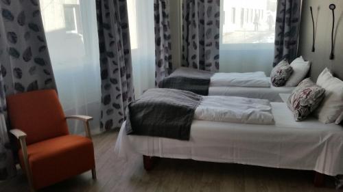 Corner Hotell - image 3