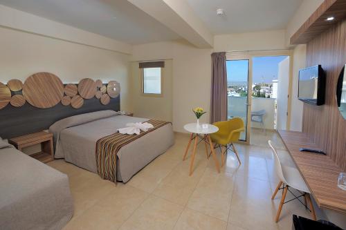 Nelia Beach Hotel & Spa