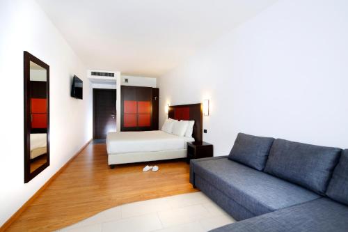 Zuhanyzó, Hotel Holiday La Marca in Villorba