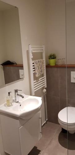Apotek Guesthouse - image 3