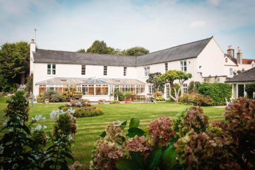 Little Manor 5