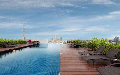 アイヤラ グランド10